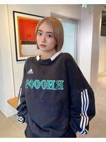 ルーム(Loom.)&nbsp;ハイトーンボブミニボブ切りっぱなしボブぱっつん前髪