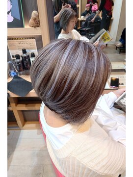 カットインタイムイベ デザインハイライトカラー！！