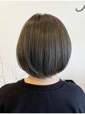 小顔補正立体カット×ナチュラル丸みボブグレージュ赤み消し