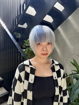 ヴァーディ オモテサンドウ(Vardy omotesando) 水色カラー　デザインカラー