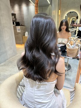 ロンドアベニール 北千住(Lond avenir) レイヤーカット/韓国ヘア/顔周り前髪/フェミニンロング/北千住