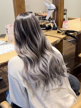 ラグーン(LAGOON) バレイヤージュグレージュハイライトダブルカラーケアブリーチ