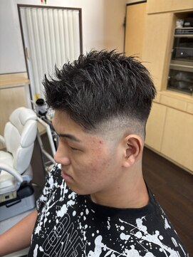 マモル(MAMORU) スパイキースキンフェード