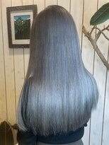 パコ(Paco)&nbsp;ロングハイトーンシルバー／ブリーチ