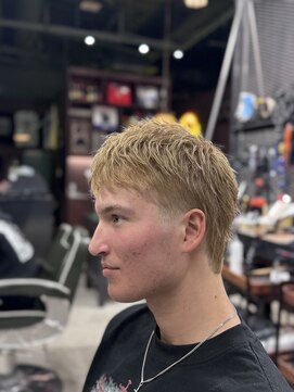 フォーコーナーズカットショップスリーセント 栄(FourCornersCutShop 3/cent) マレットヘア