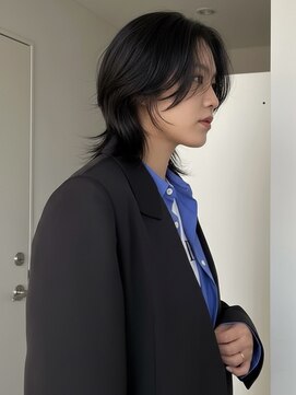 エイチ ウルフカット 大阪梅田(811) ハンサムショートタッセルボブパーマレイヤーボブハイライト