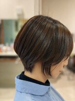 デフィ アオヤマ(defi AOYAMA) 骨格補正で叶う!ひし形シルエットの大人美ショート