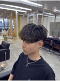 刈り上げセンターパート/波巻きツイストスパイラル/南堀江
