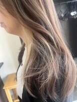 オーガニック アンド ヘアー ラウレア(LAU LEA)&nbsp;ロングレイヤーとインナーカラー