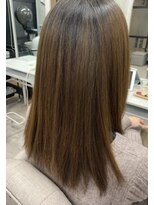 ベル(Bel)&nbsp;水分補給ツヤ髪ストレート