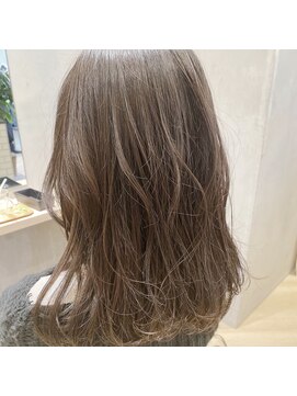 ベラ 自由が丘(BELLA) 【BELLA】透明感たっぷり グレージュカラー