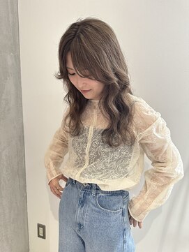 ヨーク(YOKE) YOKE 大人かわいい顔まわりレイヤー小顔前髪アッシュベージュ