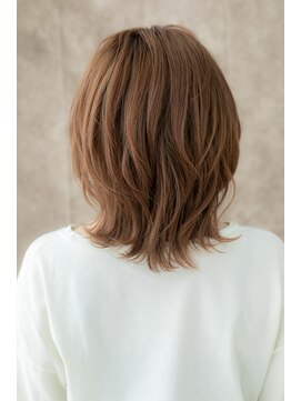 カバーヘア ブリス 志木南口駅前店(COVER HAIR bliss) 外国人風カーキベージュ大人ボブウルフ312Y志木20代30代40代