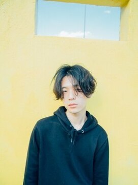 アンシェリ バイ フラミューム 戸塚店(Ancheri by flammeum) 前下がりセンターパートボブ 【戸塚】【踊場】【東戸塚】