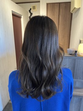 イコウヘアデザイン(icou hair design) ゆる巻きロング☆オリーブベージュ