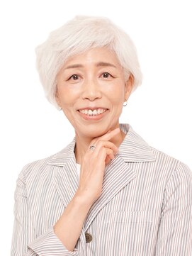 えがお美容室 【えがお美容室】グレイヘアにオススメ◎アレンジパーマスタイル