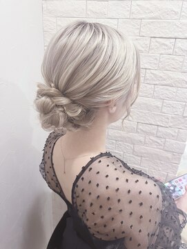 クラン 梅田店(clan) 綺麗めアップ