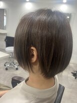 トゥーレアクア(Tule AQUA) 耳かけショートボブ