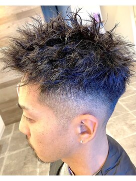 バーン(Boum.) フェード×ツイスト