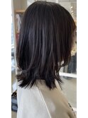 大人可愛い切りっぱなしひし形レイヤーカットブルーブラック