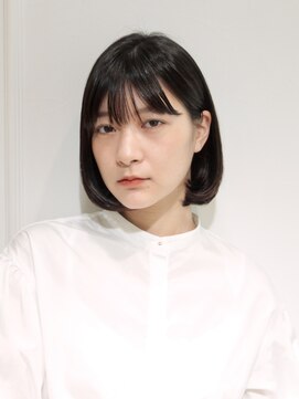 アイスバーグ(eyesburg) 20代30代40代ストレートボブ顎ラインブルーブラック髪質改善