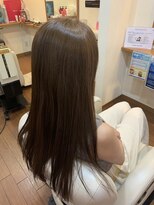 ナンバービー(no.B) 20代30代40代/サラサラ質感/髪質改善／アッシュ／ストレート