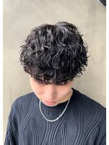 メンズギフト(men's GIFT)&nbsp;刈り上げツーブロック波巻きスパイラルパーマメンズマッシュ