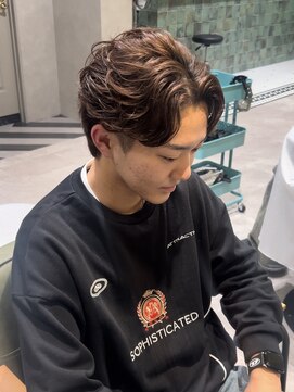 ゼスト リル 新宿(ZEST lill) ニュアンスパーマスペインカールフェザーパーマメンズパーマ