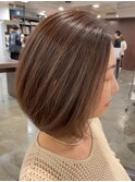 表参道切りっぱなしボブミディアムボブグレージュカラー40代50代