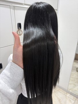 ケンジ 平塚 アネッタ(KENJE annetta) 艶髪/Aujuaトリートメント