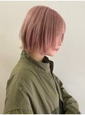 ハイトーン切りっぱなしショートボブミルクティーピンクベージュ