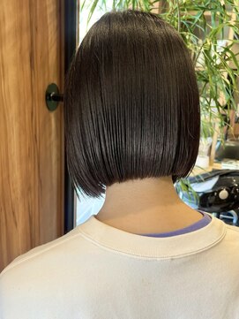 アン 武蔵小杉(un) タッセルボブの地毛風ストレート★【田中彩】