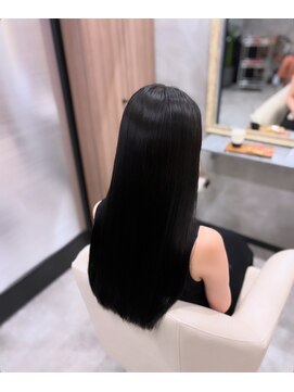 ロイドブラザーズ(Roid Brothers) 似合わせカット×髪質改善ストレート・美髪トリートメント