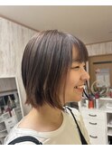 ショートボブ