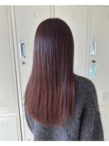 エムバランス(M.Valance)&nbsp;高発色カラーでつややかロング