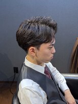 ビーダンディー(Bee dandy)&nbsp;ビジネスフォーマル ツーブロックショート センターパート