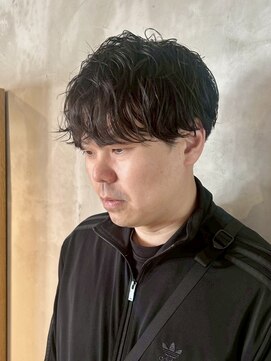 キリ 逗子(kiri) 逗子葉山メンズカットメンズマッシュスパイラルパーマ眉毛m236