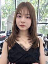 ポーチバイハニー オモテサンドウ(PORCH by HONEY omotesando)&nbsp;ミディアムヘアハッシュカット顔まわりカットベージュカラー1
