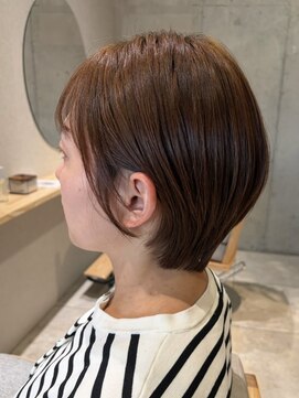 キリ 逗子(kiri) 逗子葉山耳かけショートカットコンパクトショートボブ前髪眉M378