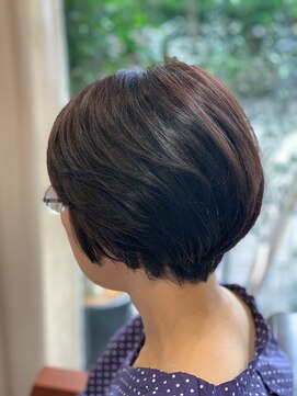 ロム(LOM) ツヤ髪ショートボブ