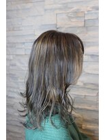 ヘアーチェリーコーク ランプ(HAIR CHERRY COKE Lamp)&nbsp;【新開】カーキグレー　ハイライト