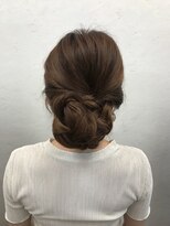 ミリオン美容室 定額デザイン シニョン