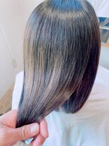 デュークシルア(du c Sila)&nbsp;髪質改善ストレート(クァンタム縮毛矯正)【正田】