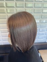 ルピナス(Lupinus)&nbsp;前下がりボブ