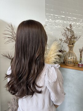 ソル(sol.) 透明感抜群ミルクティーベージュ！