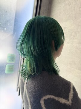 ブレイブ ヘアデザイン(BRaeVE hair design) エメラルド+ポイントオレンジカラー