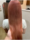 ピンクベージュ