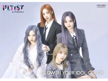 赤みを抑えた透明感：日本人特有の赤みをコントロールし、やわらかく透けるような色味に。