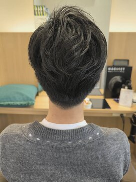 ウイバイファースト(u'i by first) メンズパーマスタイル