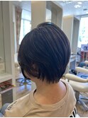 ショートボブ